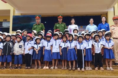 TRƯỜNG TIỂU HỌC NGÔ GIA TỰ TỔ CHỨC TUYÊN TRUYỀN VỀ AN TOÀN GIAO THÔNG, PHÒNG CHỐNG MA TÚY VÀ BẠO LỰC HỌC ĐƯỜNG
